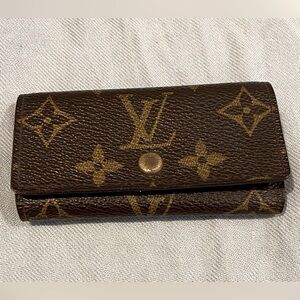 Louis Vuitton Brown and Gold Monogram Key Holder with COA